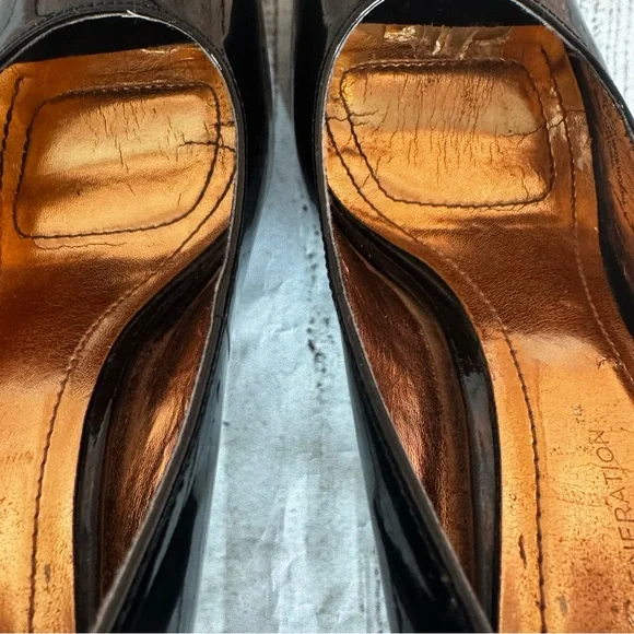 BCBG Generation Black Patent Peep Toe 4” Stiletto Heels Size 7 - Picture 9 of 12